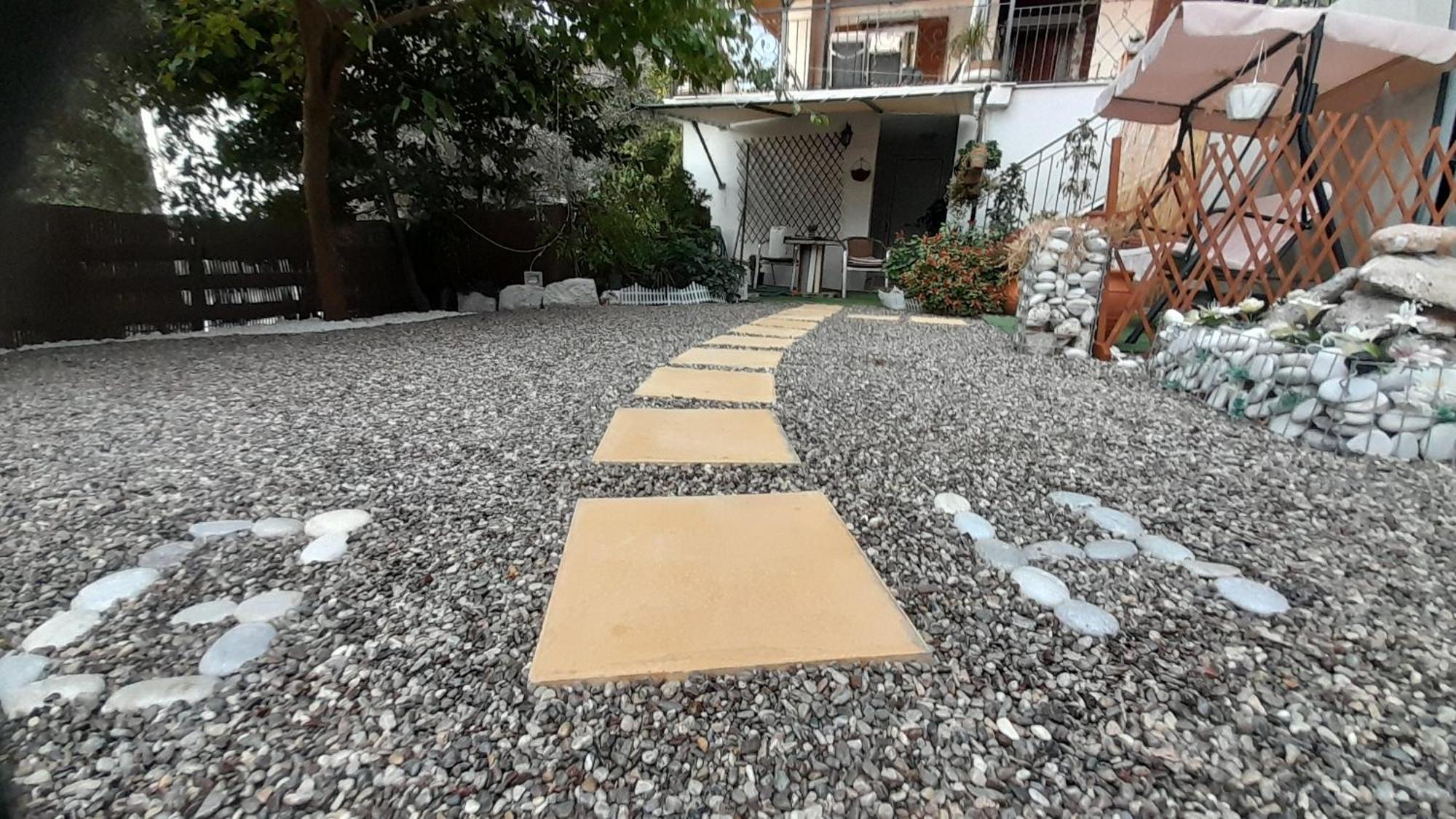 George House Apartamento Leonídion Exterior foto